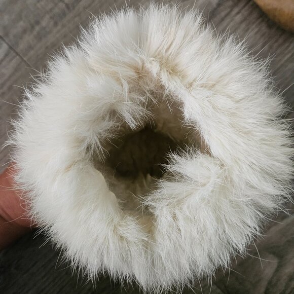 Handmade Inuit Mukluks Fur & Leather Beaded Boots - - Picture 4 of 10